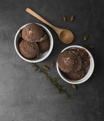 Rotwein-Eis