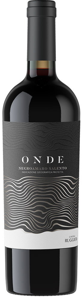 2022 Onde Negroamaro del Salento IGP reflection