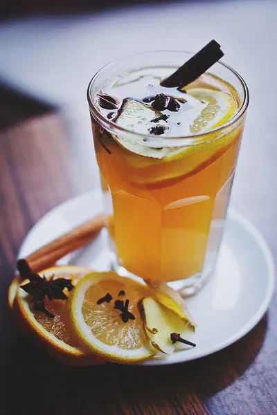 Weißer Glühwein