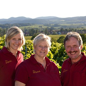 Simone, Claudia, Helmut Leonhard