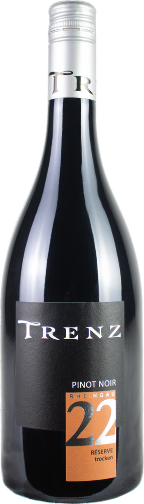 2022 Pinot Noir Réserve reflection