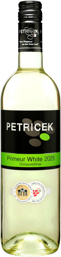 2026 Primeur White - Donauveltliner - reflection